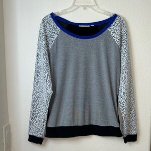 bay studio Gray and Black Long Sleeve Top, M, EUC